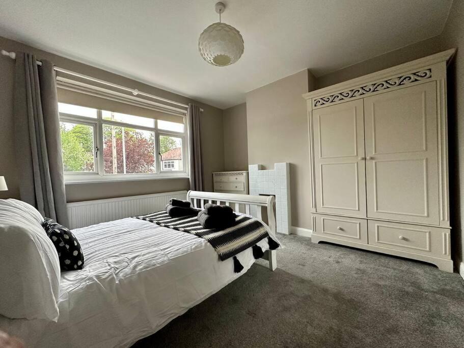 Stunning 5 Bed House In Chapel Allerton, Sleeps 9 ليدز المظهر الخارجي الصورة