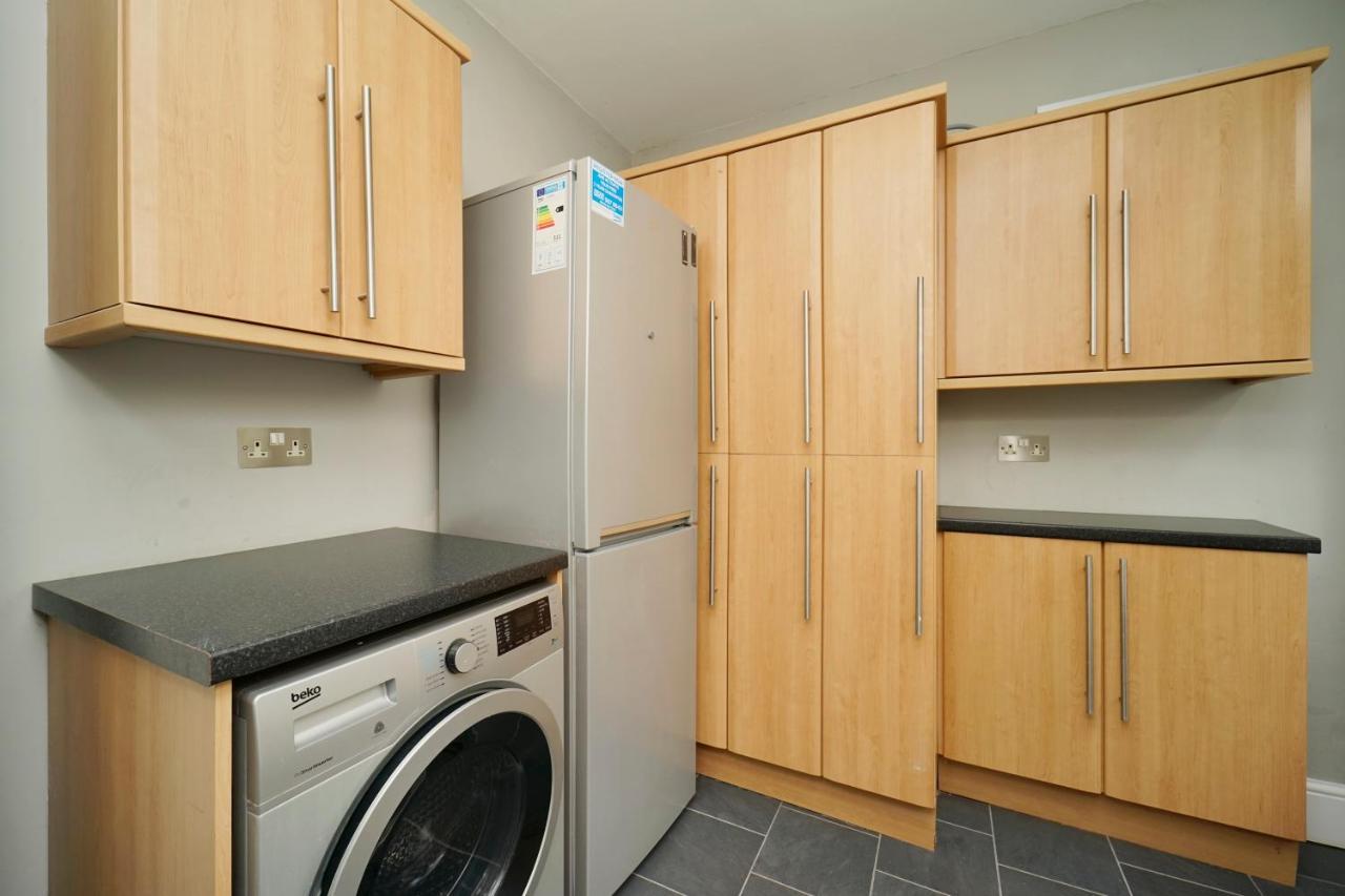 Stunning 5 Bed House In Chapel Allerton, Sleeps 9 ليدز المظهر الخارجي الصورة